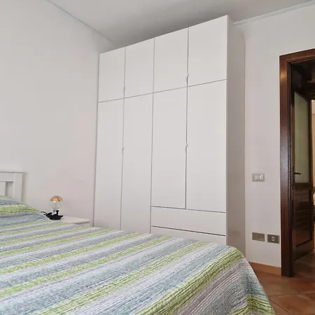 Casa Rosa Ad Daire *